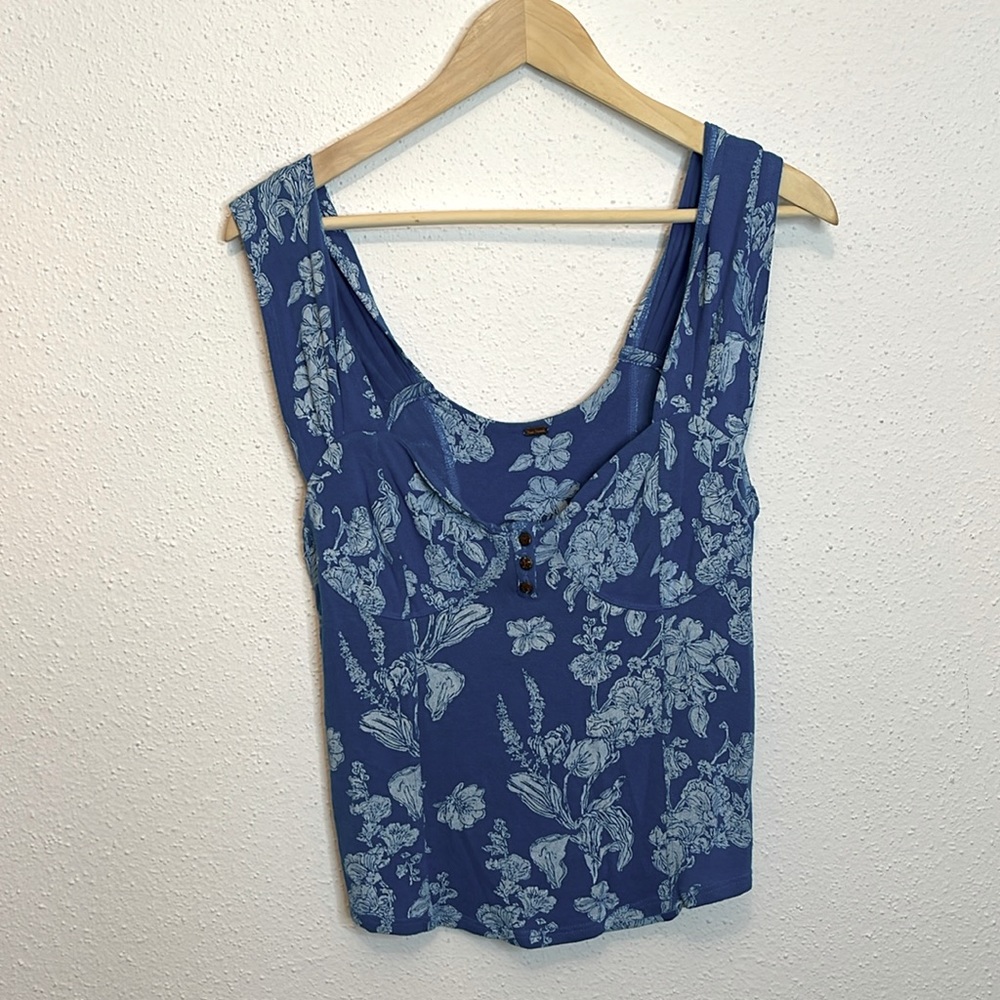 Free People Hawaiian Flower Blue Tank Top Size Medium